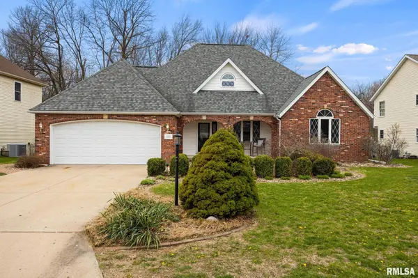 133 CRACKLEWOOD LN, East Peoria, IL 61611