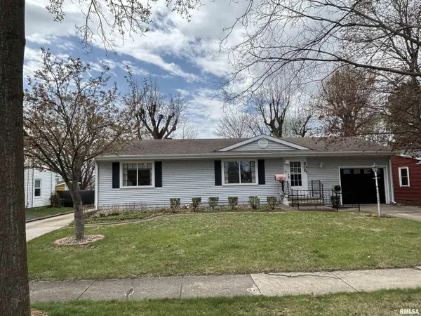 205 SHERWOOD WAY, Bloomington, IL 61701-3418