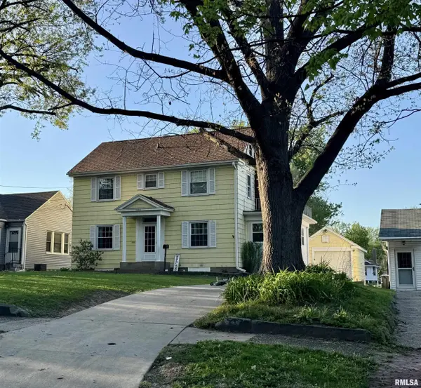 251 W ELM ST, Canton, IL 61520