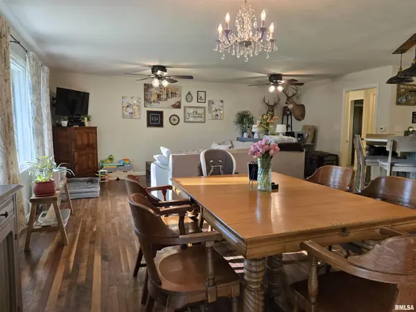 303 LOUISE ST, La Harpe, IL 61450