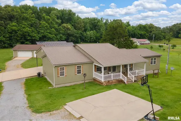 1380 Woolard RD, Eldorado, IL 62930
