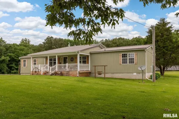 1380 Woolard RD, Eldorado, IL 62930