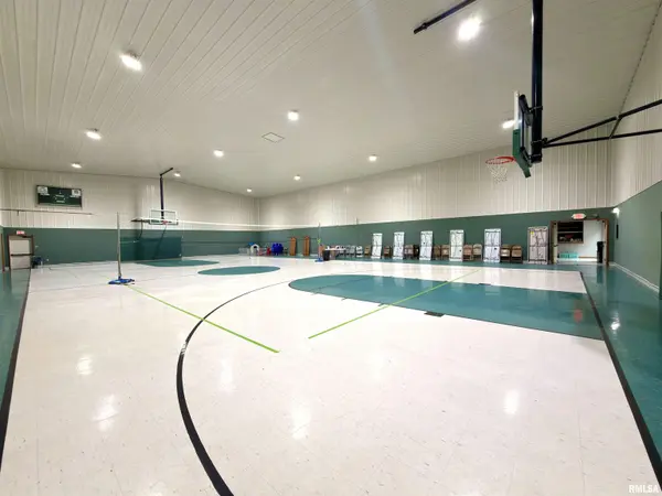 907 State Highway 14, Carmi, IL 62821