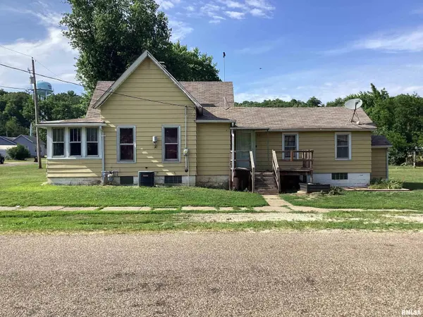 301 E 2ND ST, Kingston Mines, IL 61539-0135