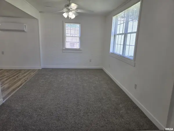 424 ALTA VISTA TER, Creve Coeur, IL 61610