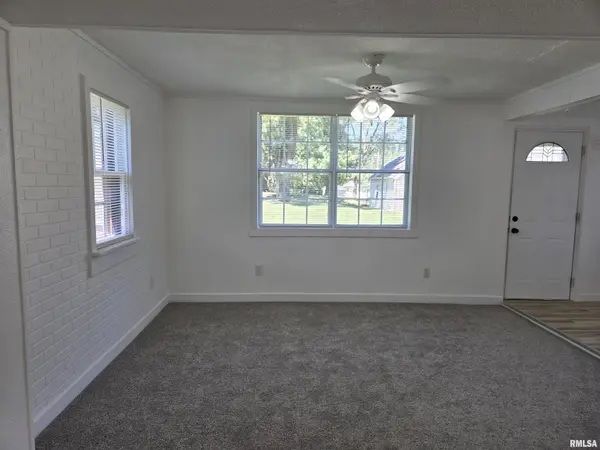 424 ALTA VISTA TER, Creve Coeur, IL 61610