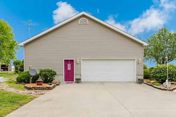 15136 EASTLAND RD, Marion, IL 62959
