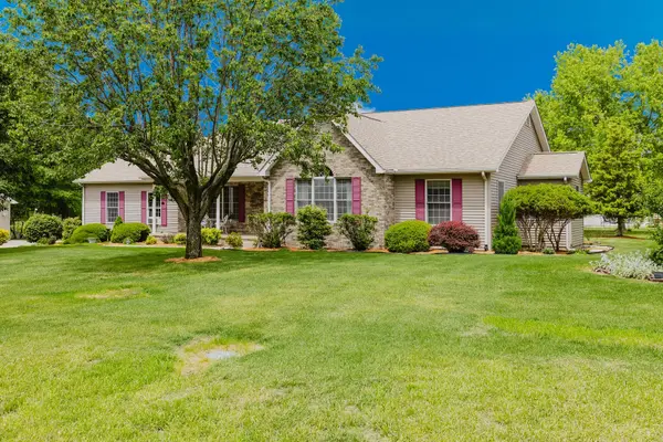 15136 EASTLAND RD, Marion, IL 62959