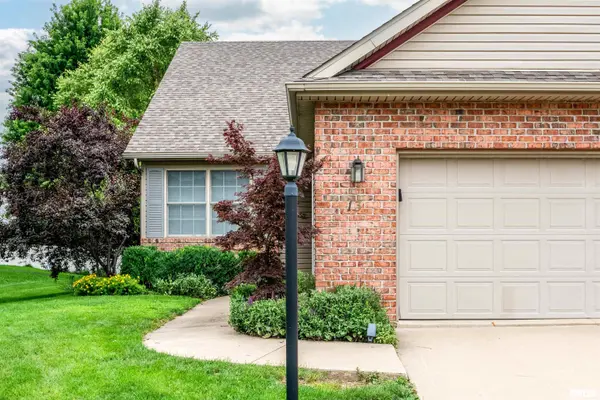 13 ELK CT, Washington, IL 61571