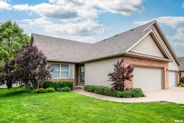 13 ELK CT, Washington, IL 61571