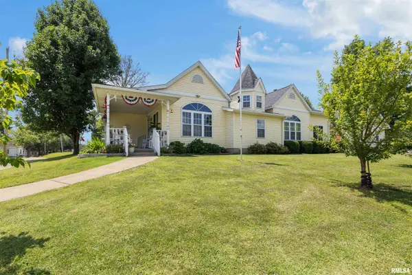 501 S Emma ST, Christopher, IL 62822-1307