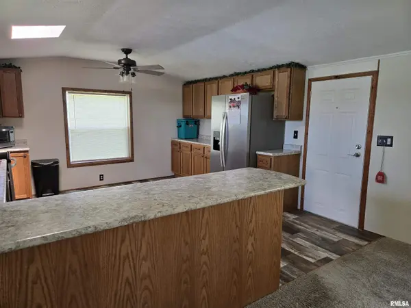 3096 E County Road 2000 RD, Blandinsville, IL 61420