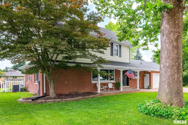 308 S 7TH AVE, Morton, IL 61550