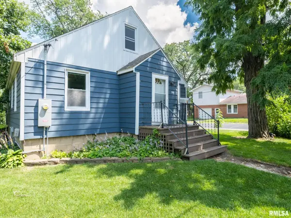 4200 N COLUMBUS AVE, Peoria, IL 61614