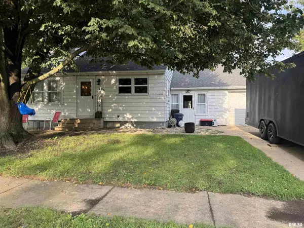 204 N MASON ST, Deer Creek, IL 61733