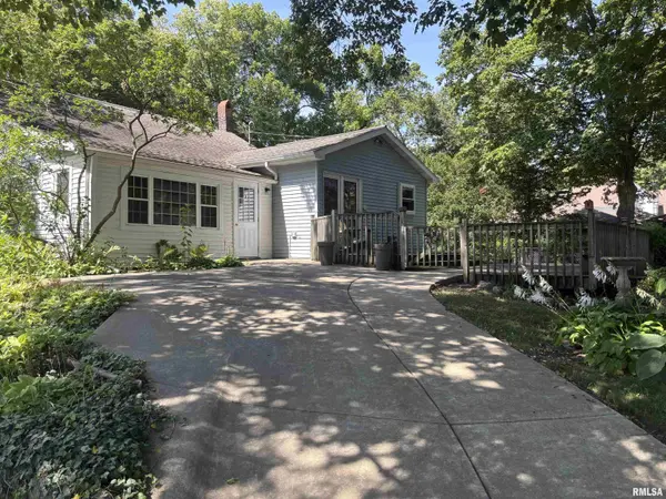 218 S CENTER ST, Lacon, IL 61540