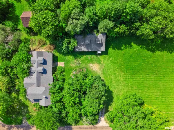 3074 COLE HOLLOW RD, Pekin, IL 61554