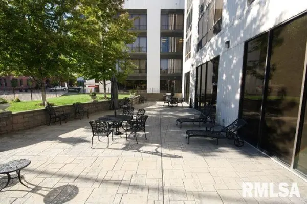 125 SW JEFFERSON AVE #W11A, Peoria, IL 61602