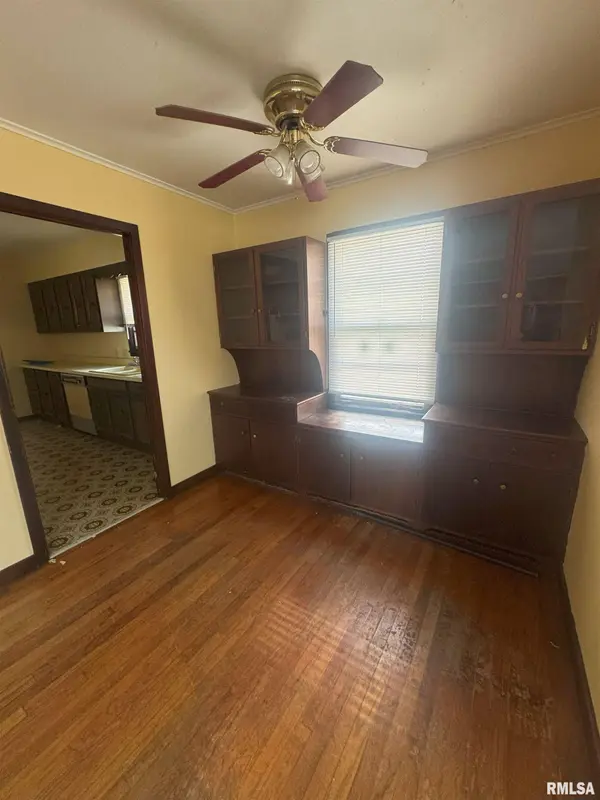 511 16TH Avenue North, Clinton, IA 52732