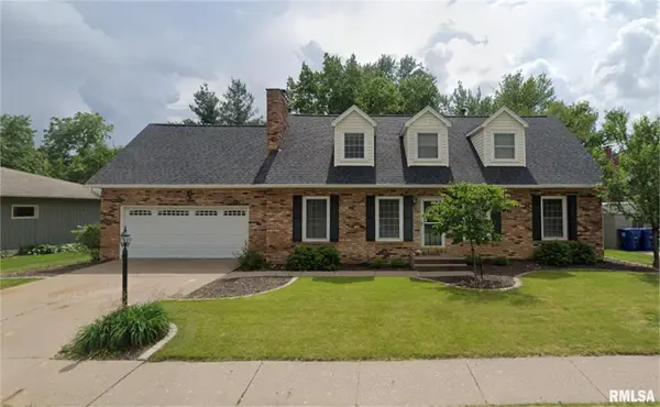 4210 SQUIRE DR,  Bettendorf,  IA 52722