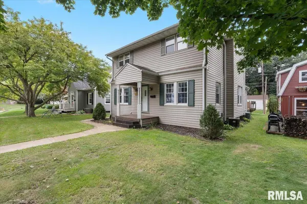 2218 11TH AVE, Moline, IL 61265-2216