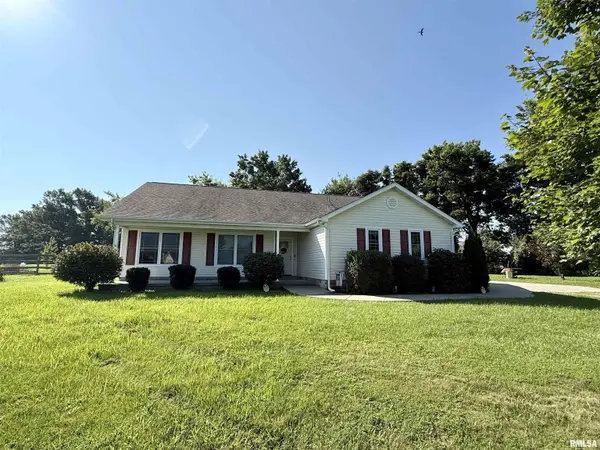 106 Jett Sawyer LN, Desoto, IL 62924