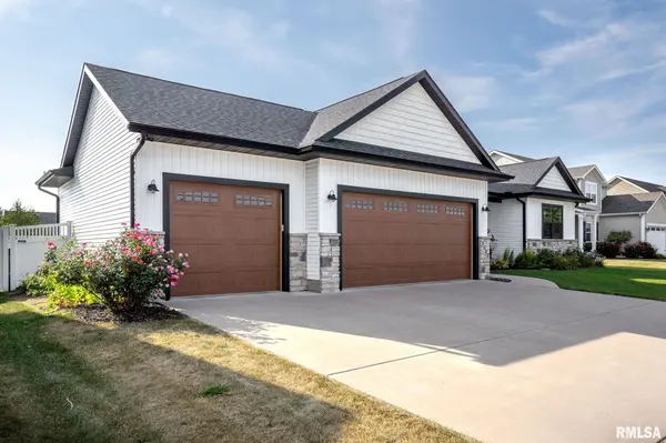5606 EMILY RD, Bettendorf, IA 52722
