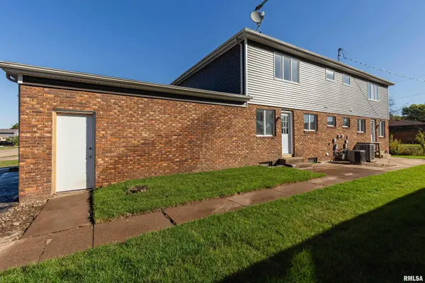 3608 34TH ST, Moline, IL 61265