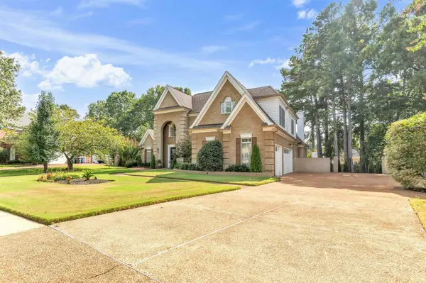 3279 DUKE CIR, Germantown, TN 38139