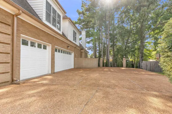 3279 DUKE CIR, Germantown, TN 38139