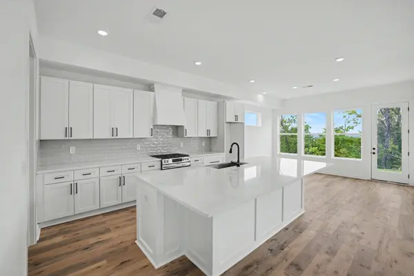 209 Walnutwood Lane, Nashville, TN 37211