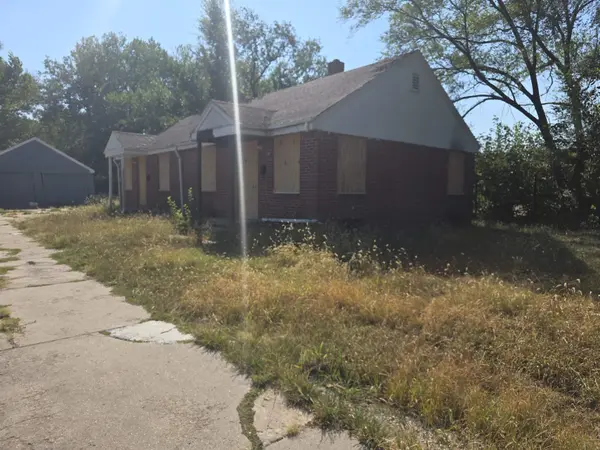 1028 N Estelle Ave, Wichita, KS 67214