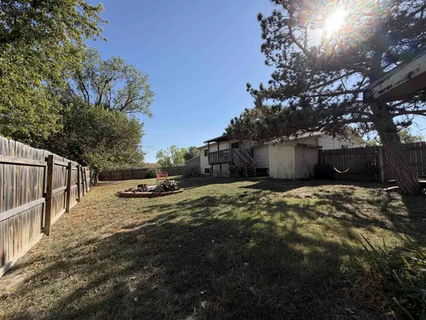 6716 E 30 ct, Wichita, KS 67226