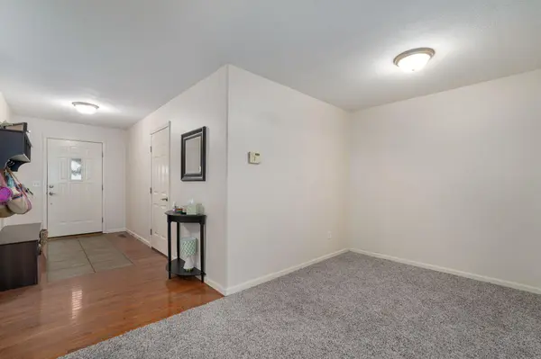 3032 W Grandview ST, Springfield, MO 65803