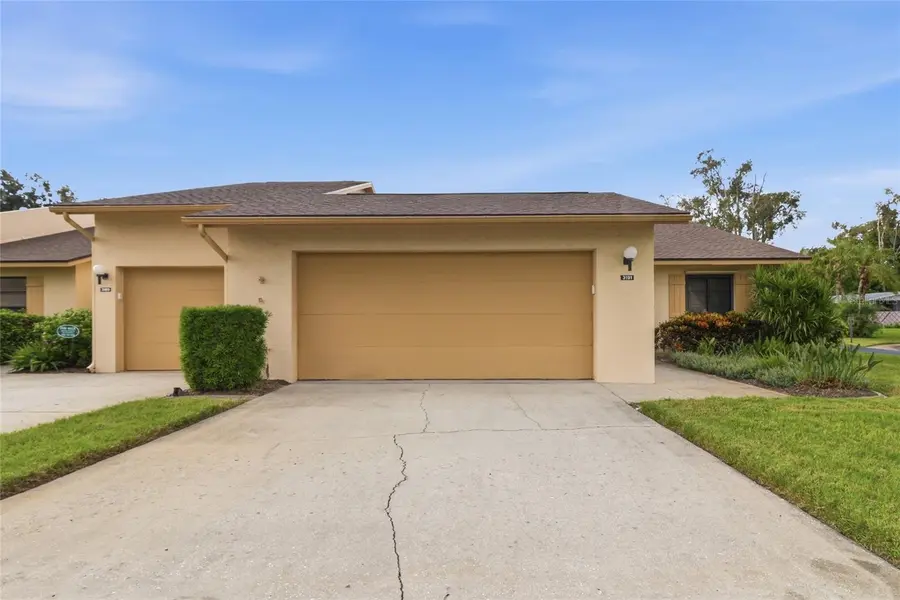3191 GLEN ELYN BLVD #4, Sarasota, FL 34237