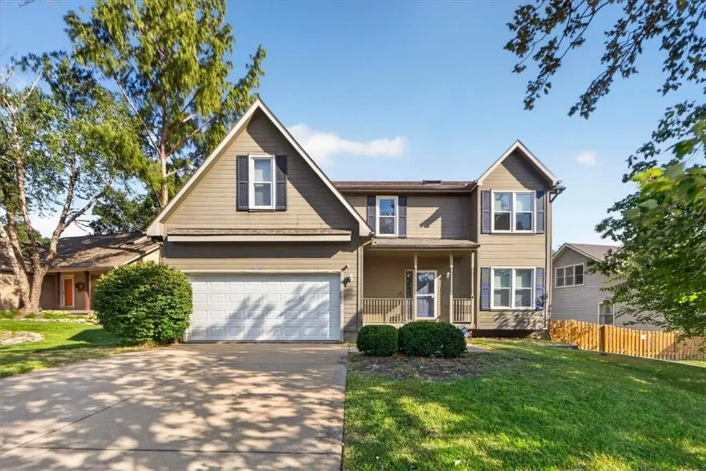 21160 W 126th TER, Olathe, KS 66061