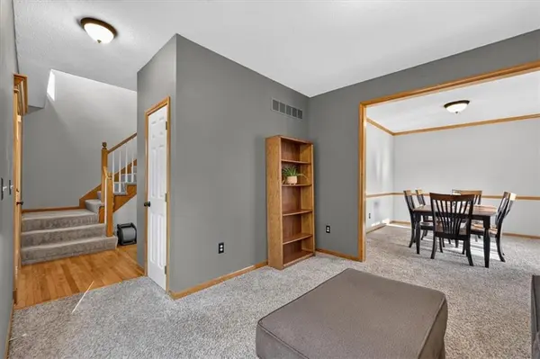 21160 W 126th TER, Olathe, KS 66061