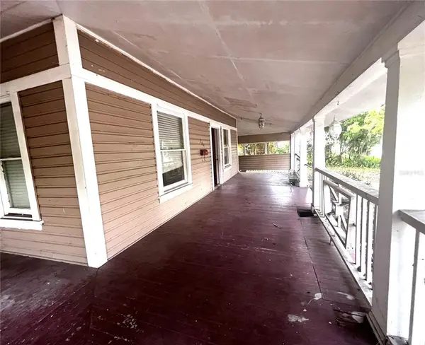 204 N MONROE AVE, Arcadia, FL 34266