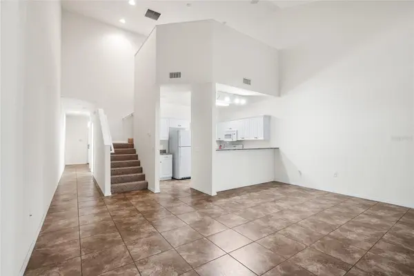 1571 NW 29TH RD #3, Gainesville, FL 32605