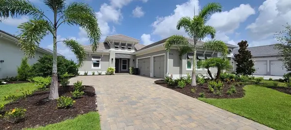 8254 PAVIA WAY, Bradenton, FL 34202
