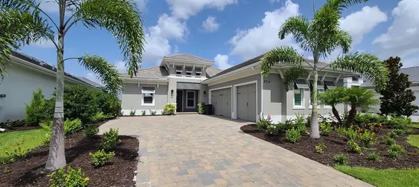 8254 PAVIA WAY, Bradenton, FL 34202