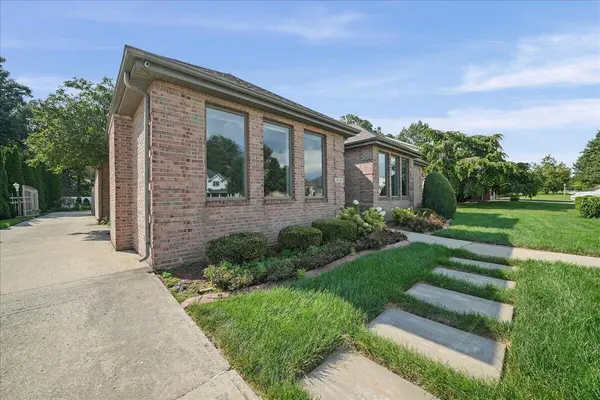 9238 Lane Street, Merrillville, IN 46410