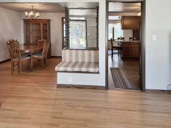 208 STATE ST, Neenah, WI 54956