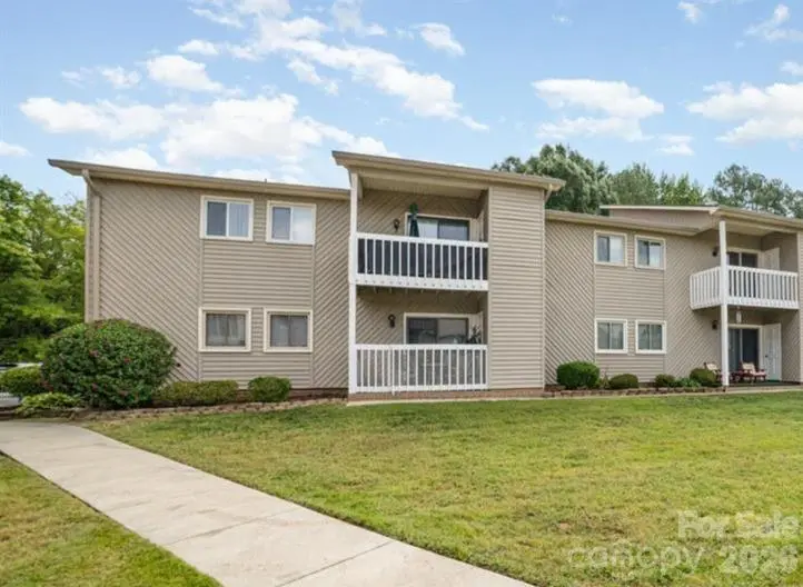 140 Lake Concord RD NE #D8, Concord, NC 28025