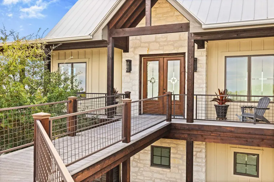 1600 Brushy Ridge TRL, Blanco, TX 78606