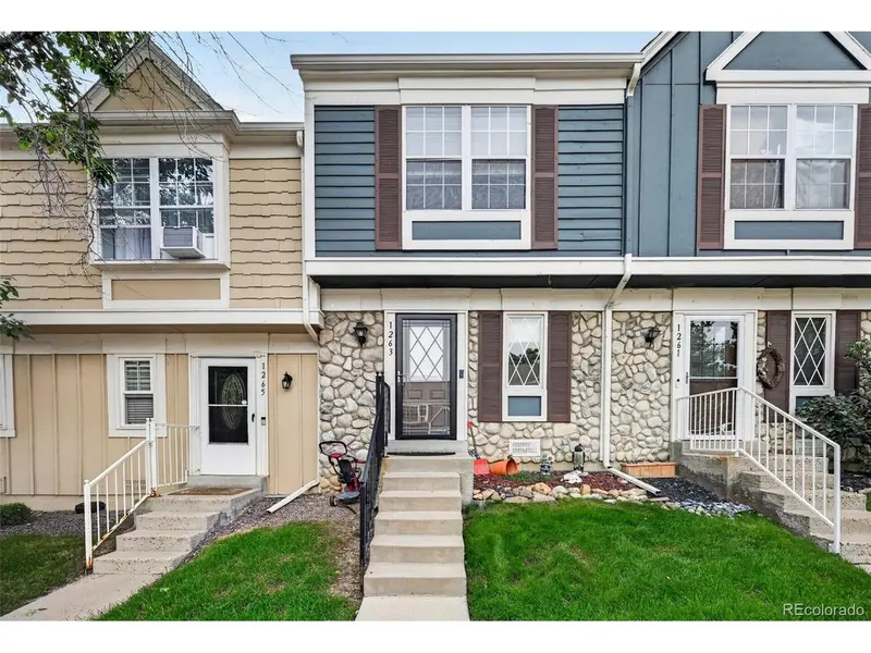 1263 S Idalia, Aurora, CO 80017