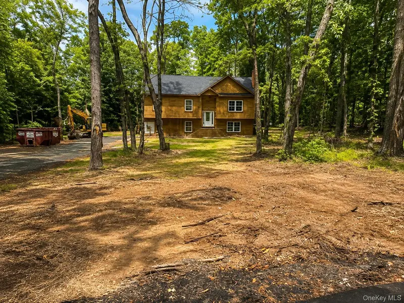 2 James PL, Port Jervis, NY 12771