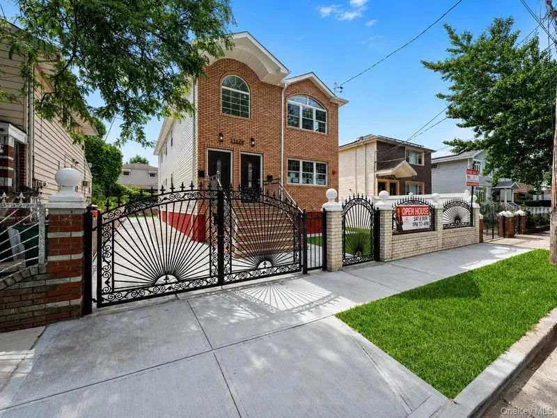 11620 145th ST, Jamaica, NY 11436