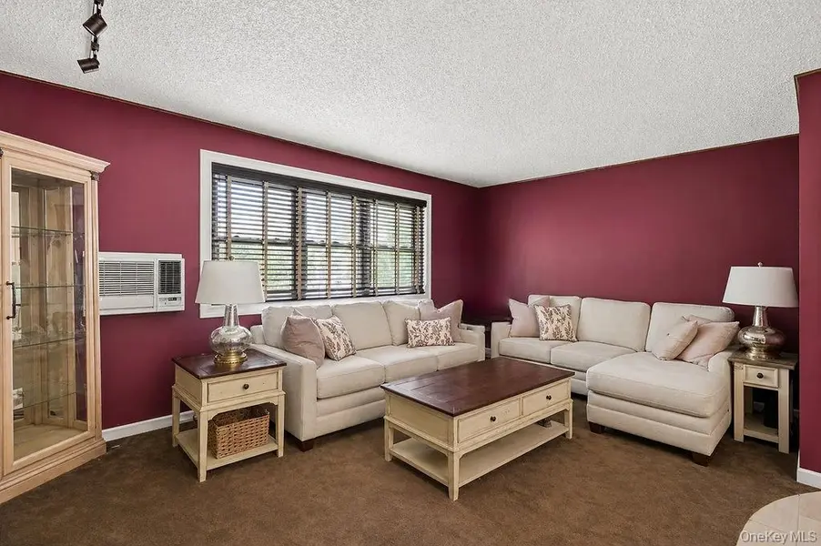 155-42 81st ST #119 CU, Howard Beach, NY 11414