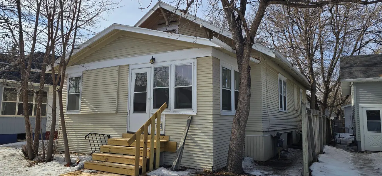 714 Oak ST N, Fargo, ND 58102